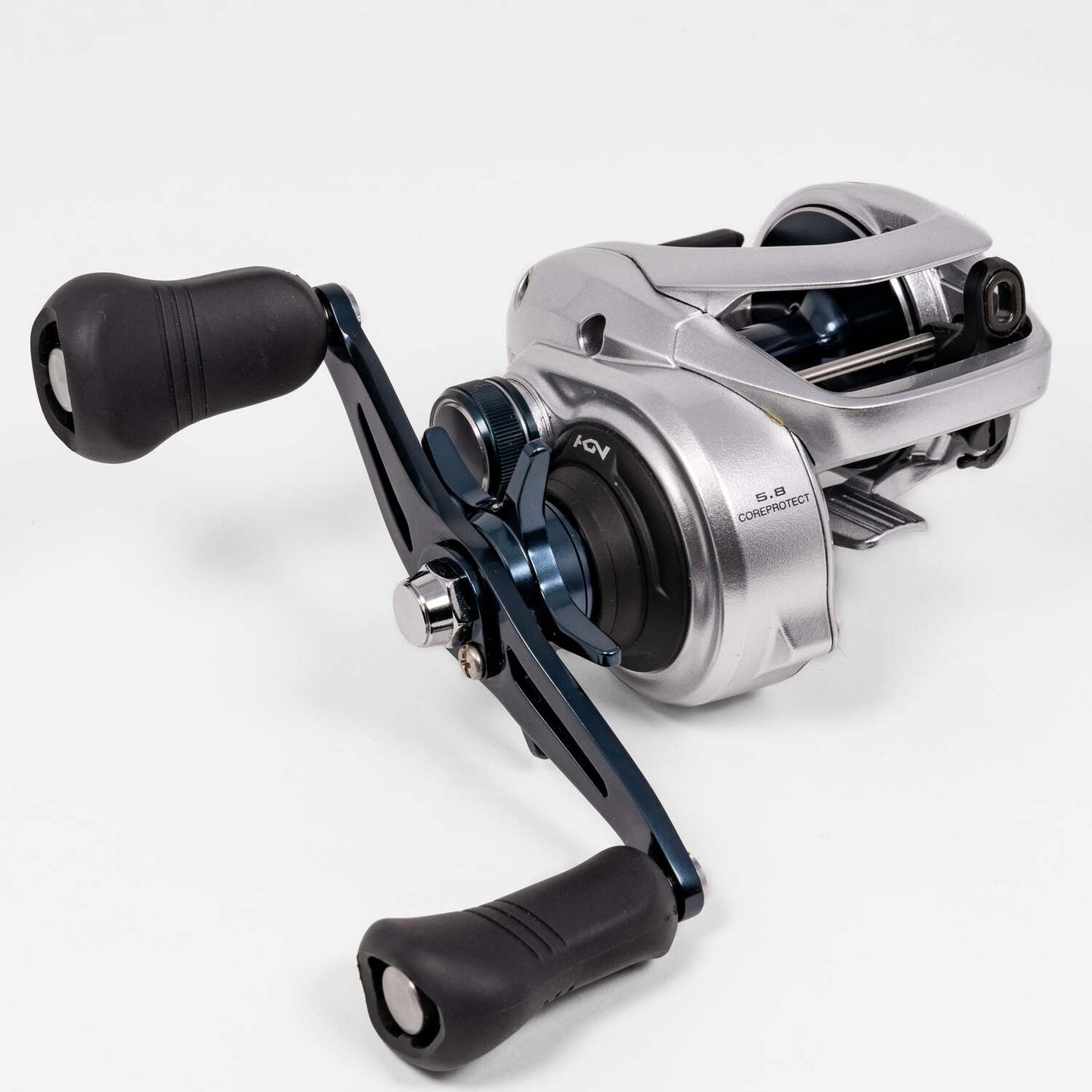 Tranx 300 and 400 Low Profile Baitcasting Reels